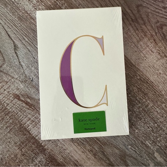 Kate Spade Initial “C” Desktop Memo Notepad - Picture 4 of 7